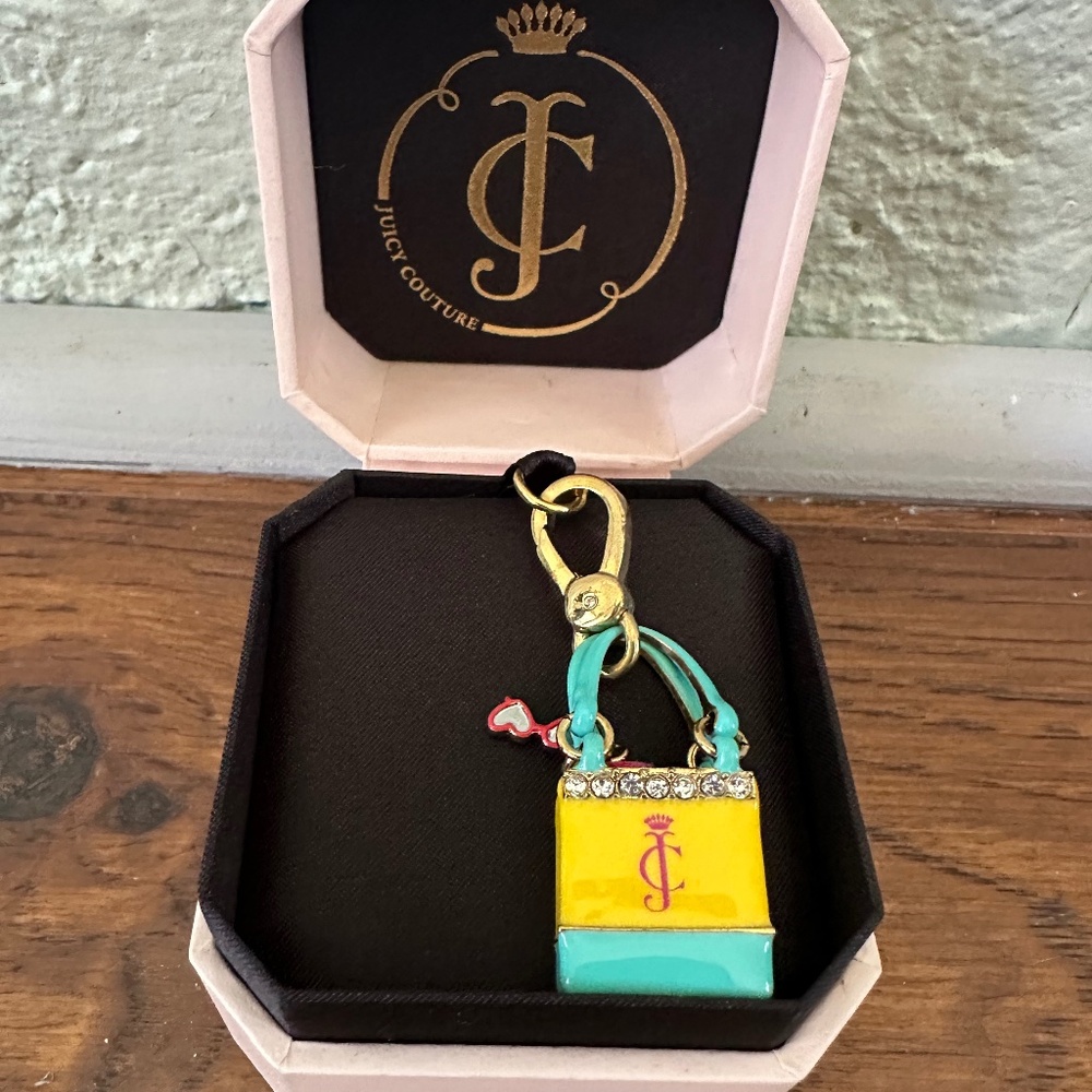 Juicy Couture - Charm